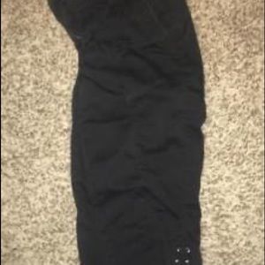 Black and white capris